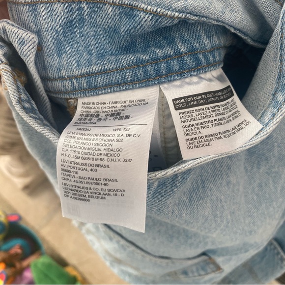 Levi’s Premium Women’s Short Bib Overalls Light Blue Denim Romper Size Small - Picture 7 of 10